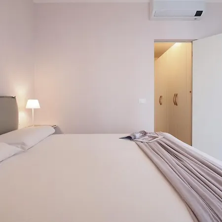 Quiet One Bedroom Near Tortona District * Milan
