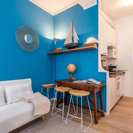 Elegant And Stylish Design In Brera Near The Metro Daire Milano