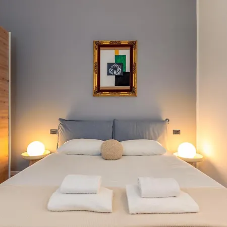 Daire Elegant And Stylish Design In Brera Near The Metro
