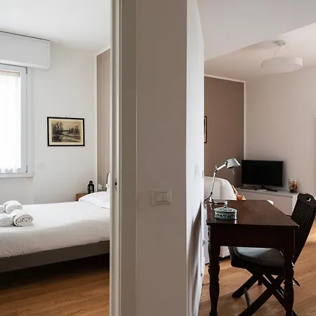 Youhosty - Fiera Citylife Апартаменты Милан