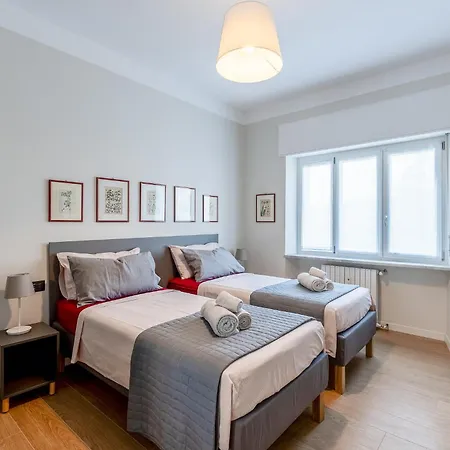 La Casa Di Lou - San Siro E Life A 15 Minuti