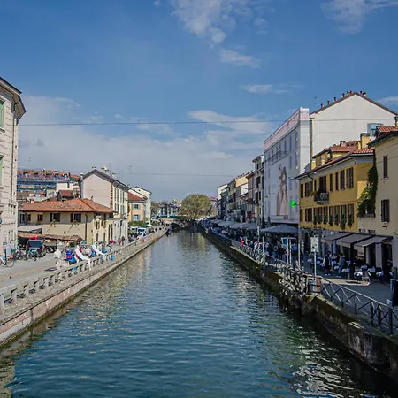 Vivimihome-Navigli Balcony & Parking