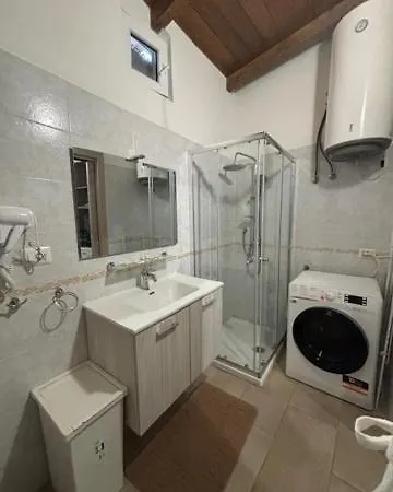 Apartment Mambo House *