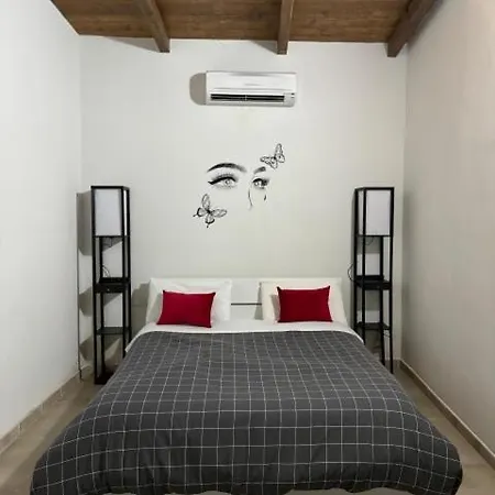 Mambo House