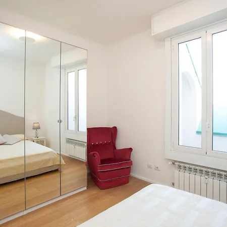 Exclusive Location, Cozy And Modern Milan