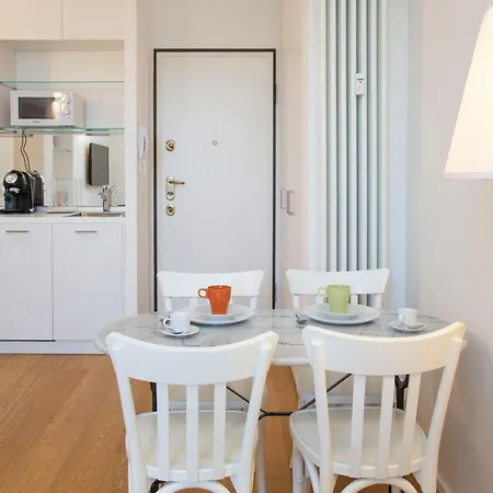 Exclusive Location, Cozy And Modern 아파트