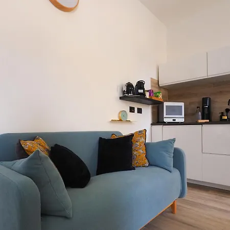 Apartment 54 - Cozy - Near Metro