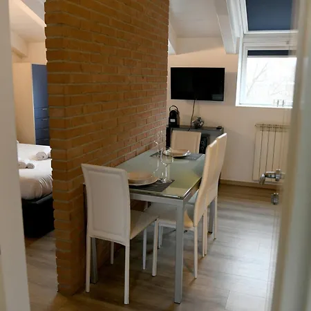 Apartman Rooftop Scalo Farini-3 Min From The Lancetti Metro *