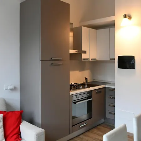 Rooftop Scalo Farini-3 Min From The Lancetti Metro Apartman *