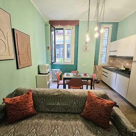 Comfortable Flat Inside Isola And Garibaldi District * Milan