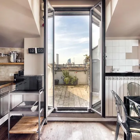 아파트 Attico Domusmi Lunigiana Sunset Terrace 밀라노