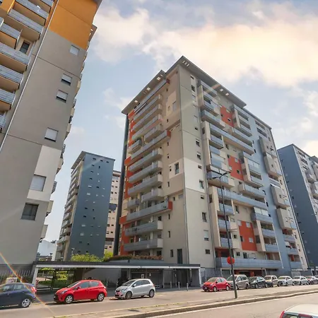 Sarca 11th Floor Апартаменты *