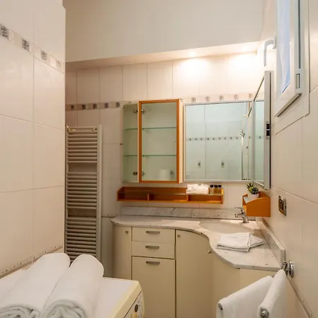 Apartmán Lecco, 20 - In The Heart Of The Rainbow District *