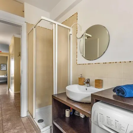 아파트 Urban Retreat In Loreto Metro E Free Wifii 밀라노