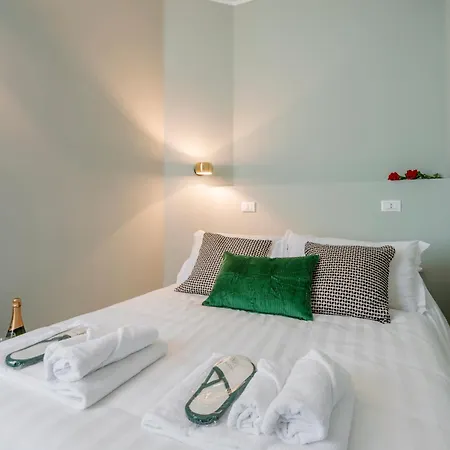 Bazzi, 49 - Bocconi * Milano