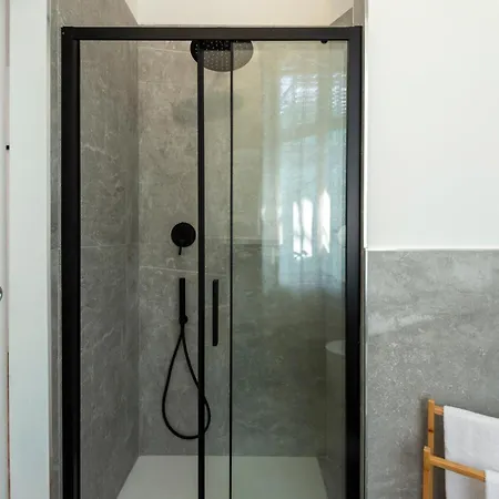 Bazzi, 49 - Bocconi 米兰