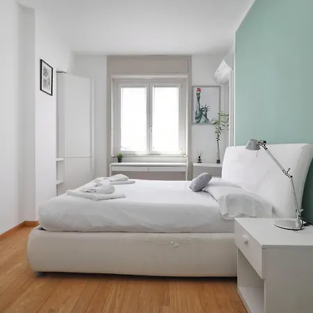 Sunny Hideaway Lägenhet