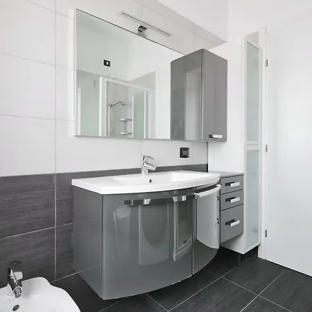 Lägenhet Sunny Hideaway Milano