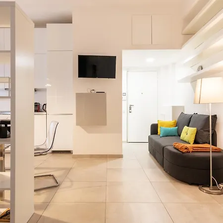 Zuara Flexyrent شقة *