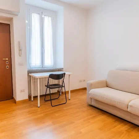 Rosolino House Porta Venezia Cozy E Wi-fi Appartamento *