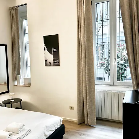 Casa Verga - Elegante Con 2 E 2 Bagni A 2 Minuti Dalla Metro Moscova, Vicino Brera E Parco Sempione