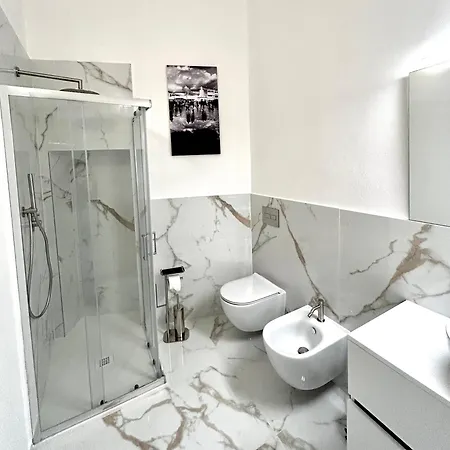 Casa Verga - Elegante Con 2 E 2 Bagni A 2 Minuti Dalla Metro Moscova, Vicino Brera E Parco Sempione Milano