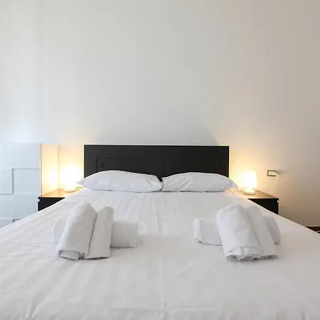 Апартаменты Elegante E Ampio In Zona Moscova *