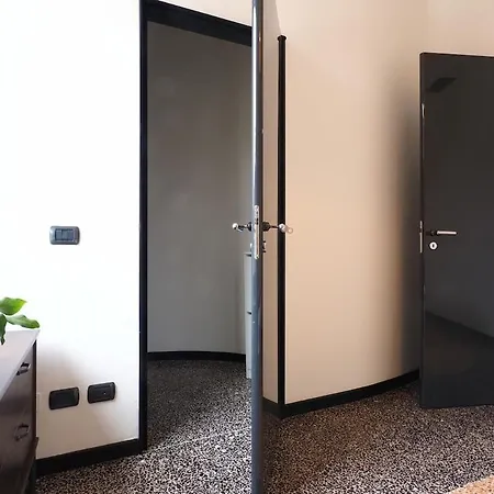 Apartment Interior 900 - 4th Floor - Duomo - Missori *