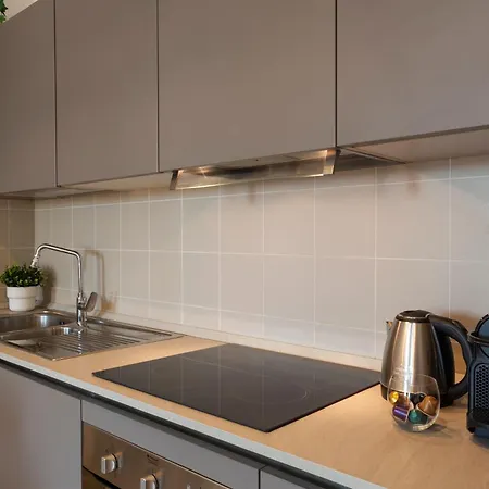 Hangar - Bicocca Area Apartment *