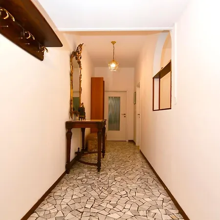 San Siro-gambara, Trilocale Duomo 20min Apartman Milánó