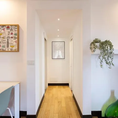 15th-century Apt, City-mxp Train Apartment Milan