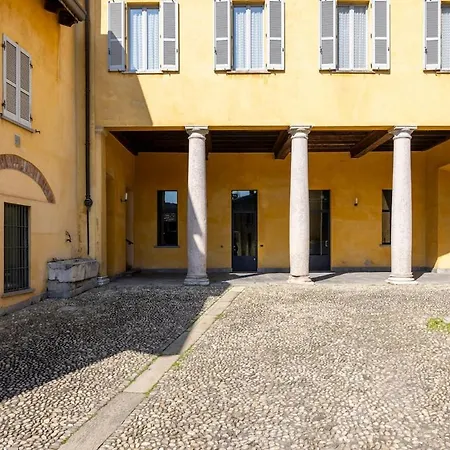 شقة 15th-century Apt, City-mxp Train