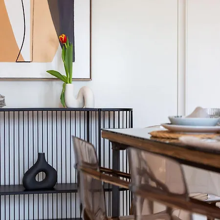 The Rent - Wonderful Multi-bedroom With Terrace In The Area Of Colonne Di San Lorenzo 밀라노
