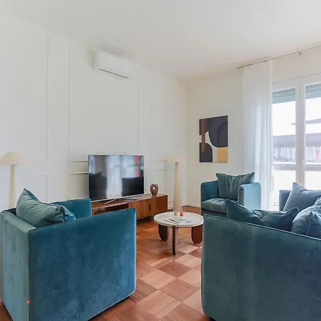 The Rent - Wonderful Multi-bedroom With Terrace In The Area Of Colonne Di San Lorenzo * 밀라노