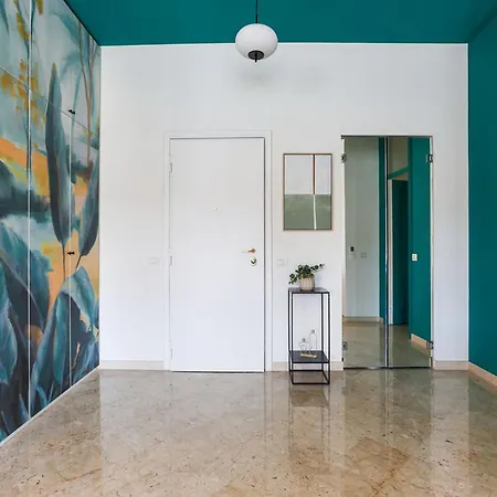 아파트 The Rent - Wonderful Multi-bedroom With Terrace In The Area Of Colonne Di San Lorenzo