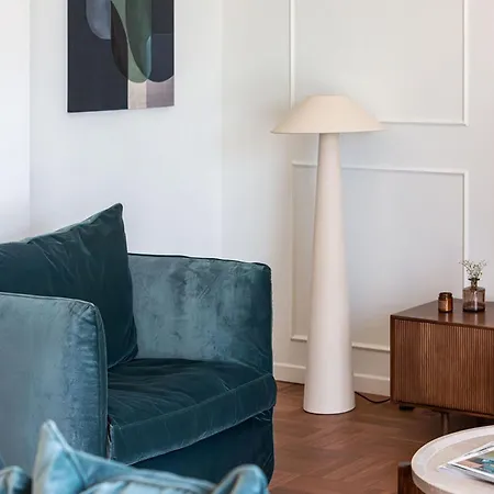 아파트 The Rent - Wonderful Multi-bedroom With Terrace In The Area Of Colonne Di San Lorenzo *