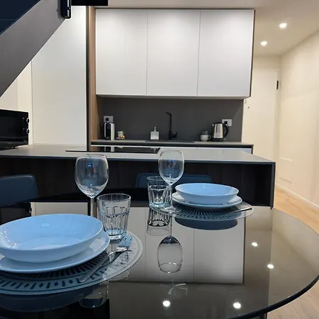 Urban Design Loft Ceroni 5 شقة