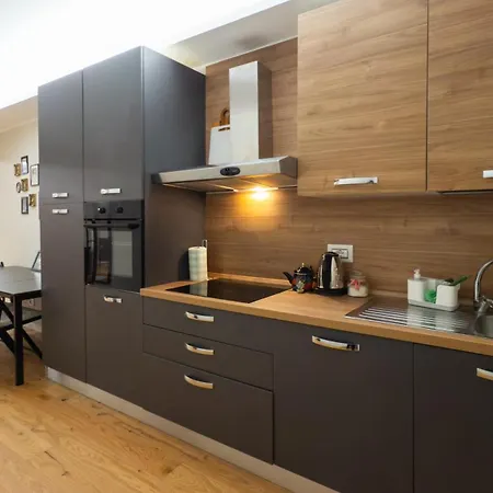 Modern Flat - Via De Sanctis 61 Metro & Wifi * 밀라노