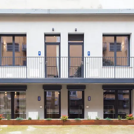 Naitly Dergano Apartamento