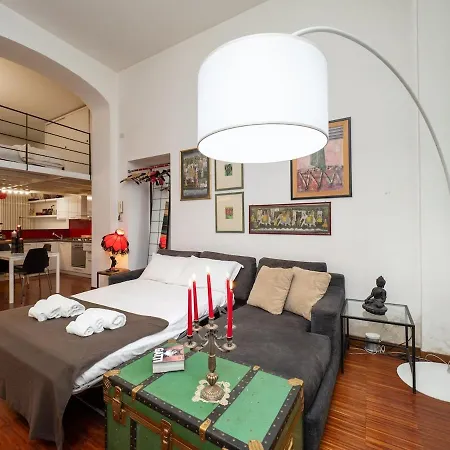 Ampio Loft 5' Dalla Metro