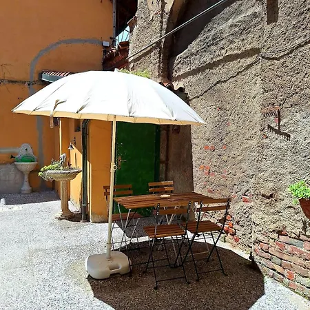 Casa Di Amanda Sul Naviglio * Mediolan