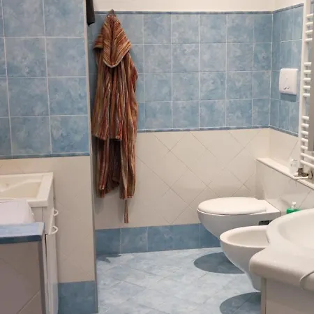 Apartman Loreto - Vicino Metro M1 Ed M2 *