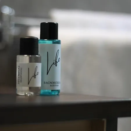 Apartment Casa D'artista - Art Experience - Metro M1- Ac- Wifi Mailand