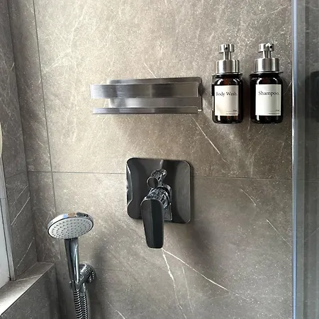 Casa D'artista - Art Experience - Metro M1- Ac- Wifi