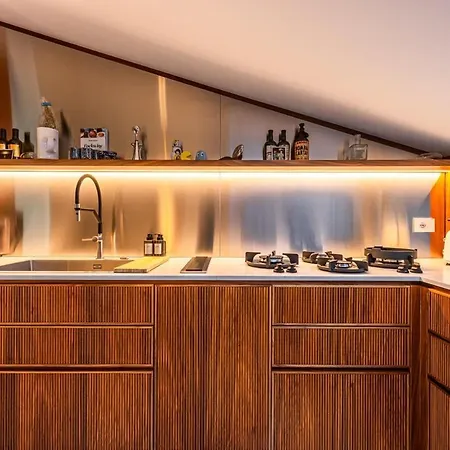 Moscova Elegance And Modern Design With Rooftop Apartment Milan