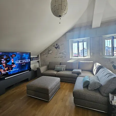 Apartamento Mansarda A San Siro Milán