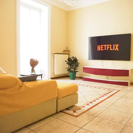 Appartement Wonderful Downtown Apartment-hd Netflix, King-size Bed, Two Minutes' Walk From Metro Milan
