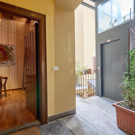 First Moon-emme Loft * Милан