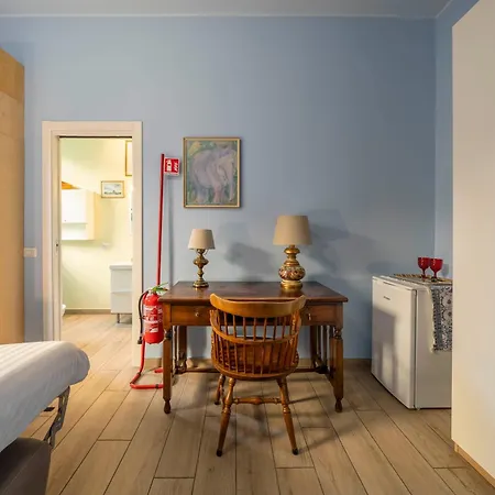 Konukevi Privata Bagno E Balcone Duomo Battaglia 3*