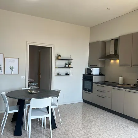 Appartement Grazioso A Due Passi Da Bocconi E Magazzini Generali *
